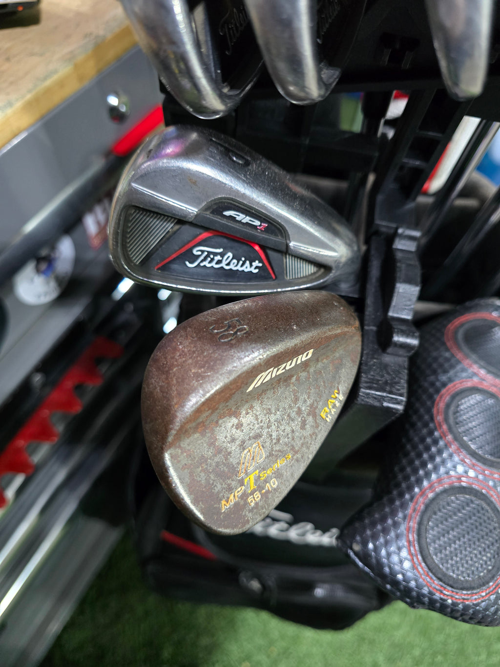 Titleist Mens Righthand Golf Club Set